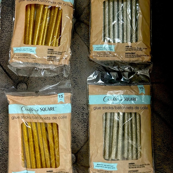 Bundle of Glitter Gold and Silver Hot Glue Sticks - Picture 3 of 3